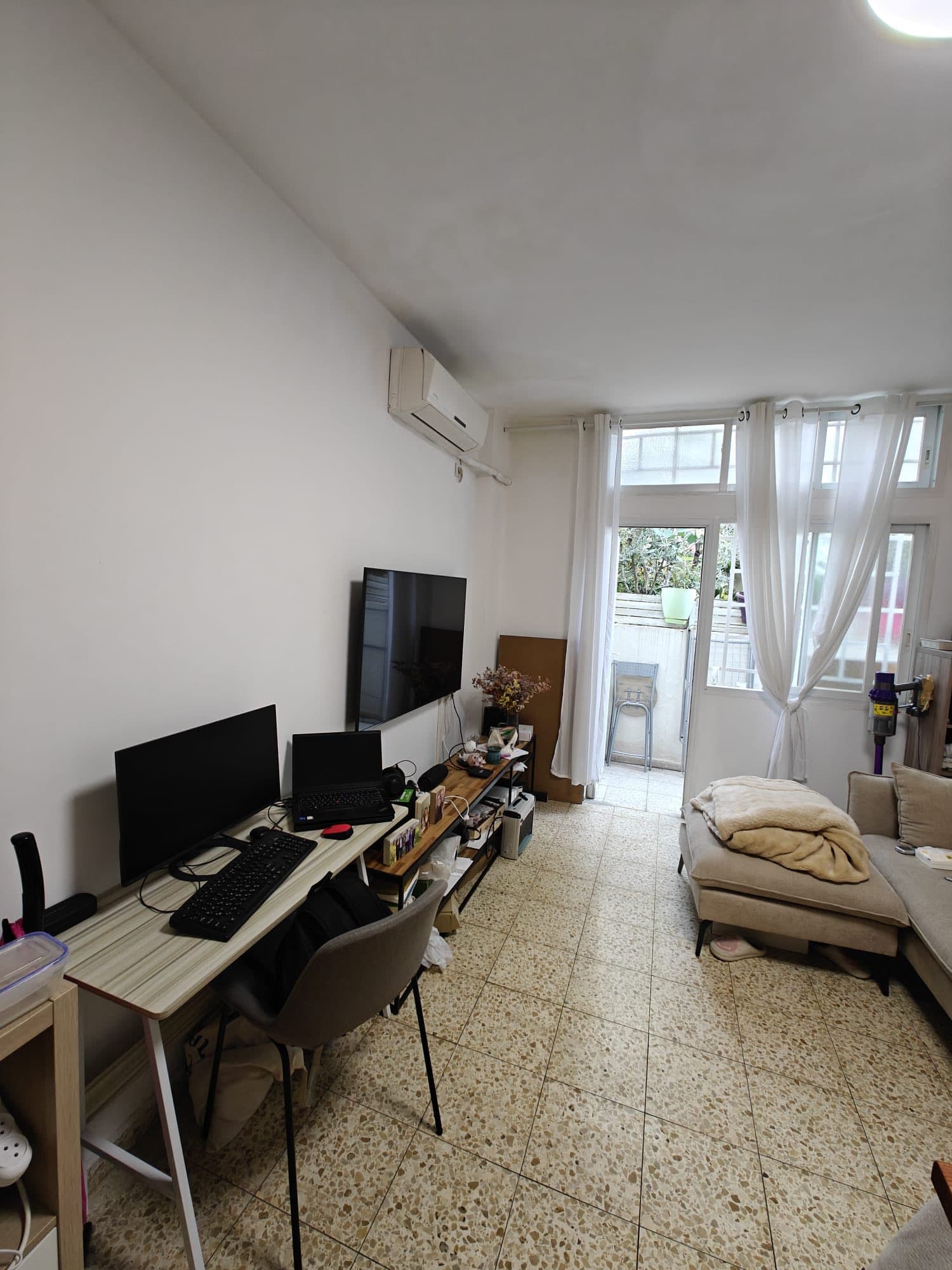 2 room rental in Kerem HaTeimanim