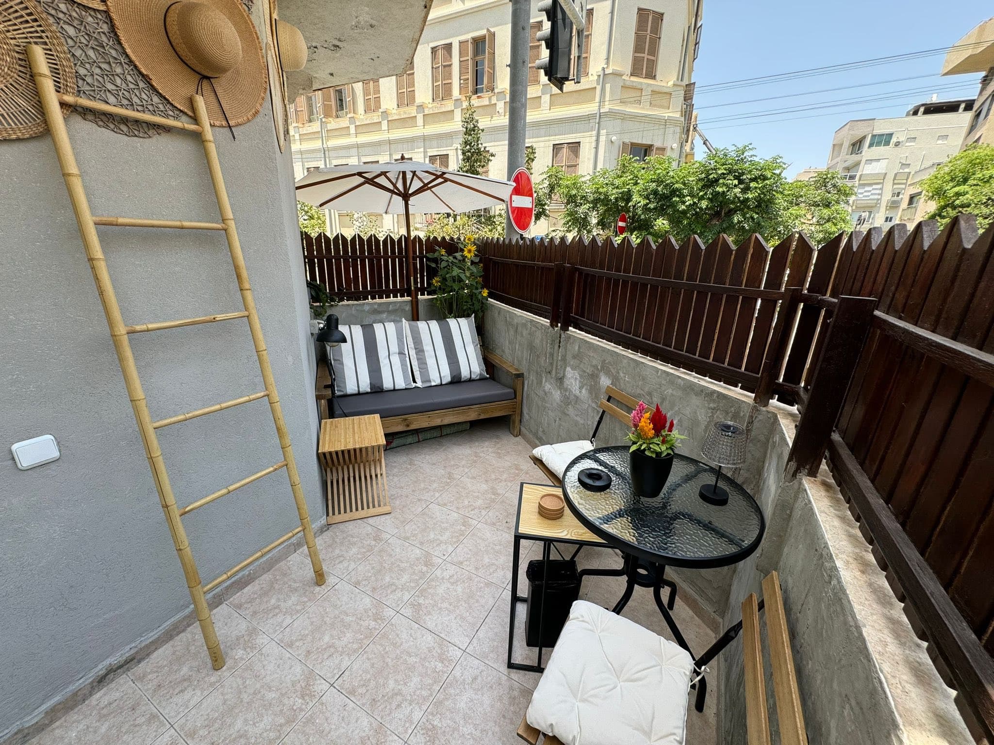 1 room rental in Kerem HaTeimanim