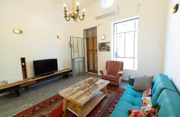 2 room rental in Neve Tzedek