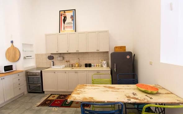 2 room rental in Neve Tzedek