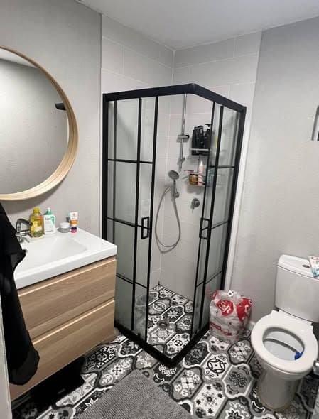 1 room rental in Neve Tzedek