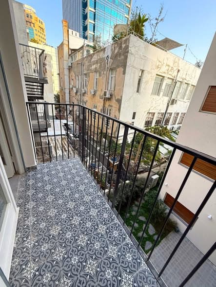 2 room rental in Neve Tzedek