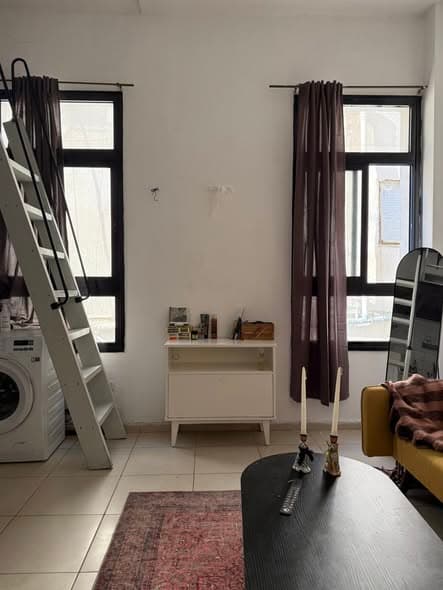 1 room rental in Kerem HaTeimanim