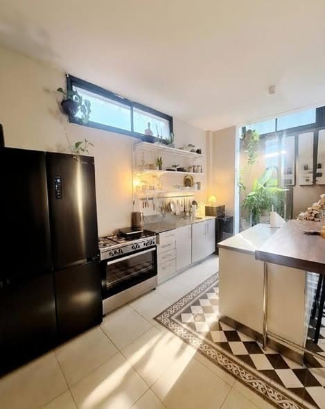 3 room rental in Neve Tzedek