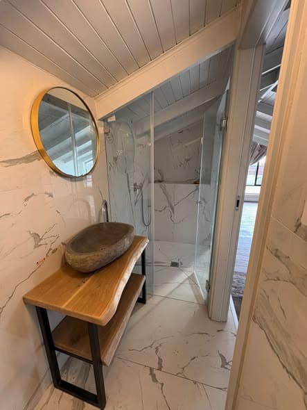 6 room rental in Neve Tzedek