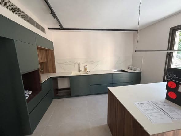 4 room rental in Neve Tzedek