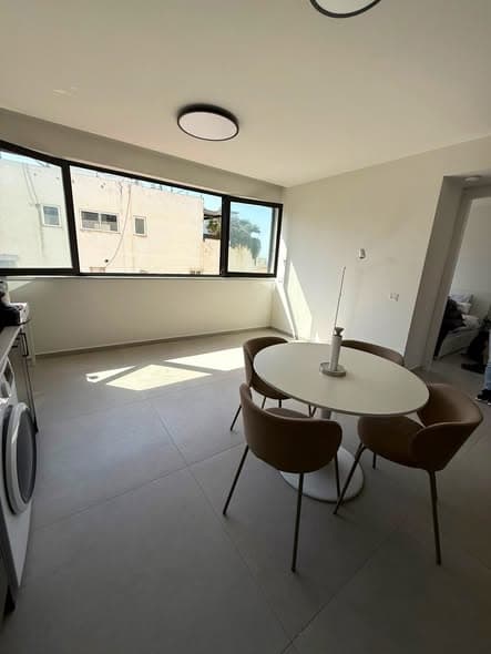 2 room rental in Neve Tzedek