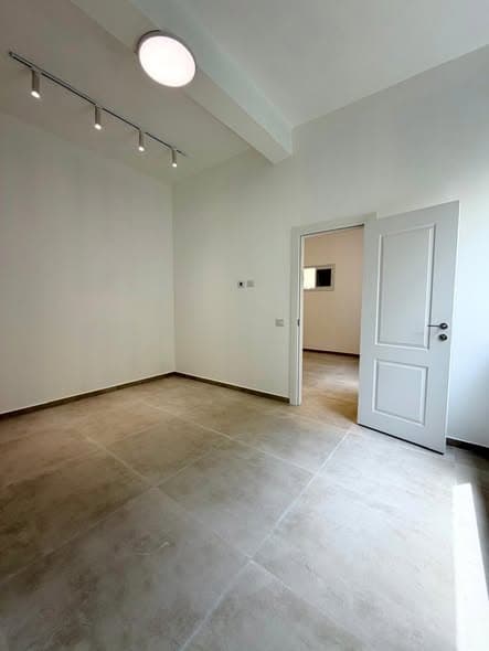 4 room rental in Old North