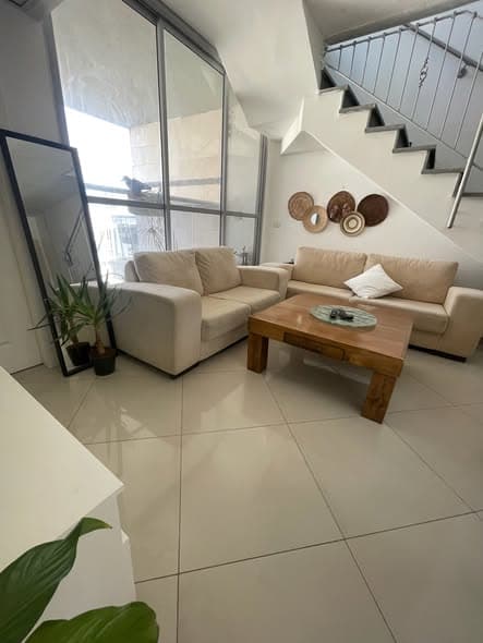 4 room rental in Lev HaIr