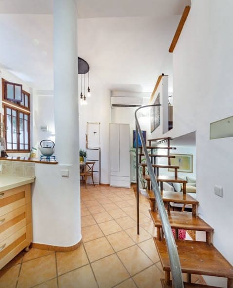 1 room rental in Kerem HaTeimanim