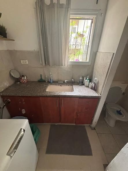  rental in Florentin - Photo 1