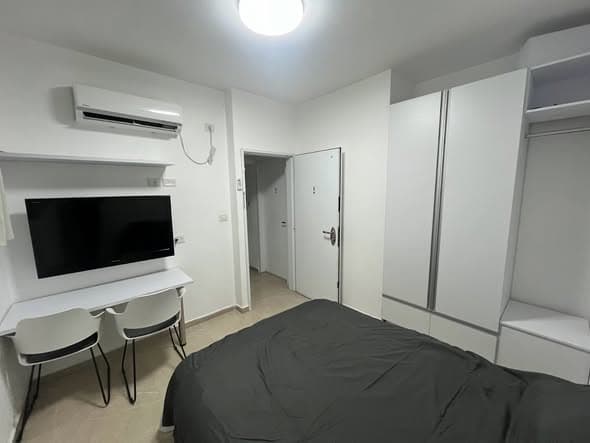 6 room rental in Old North
