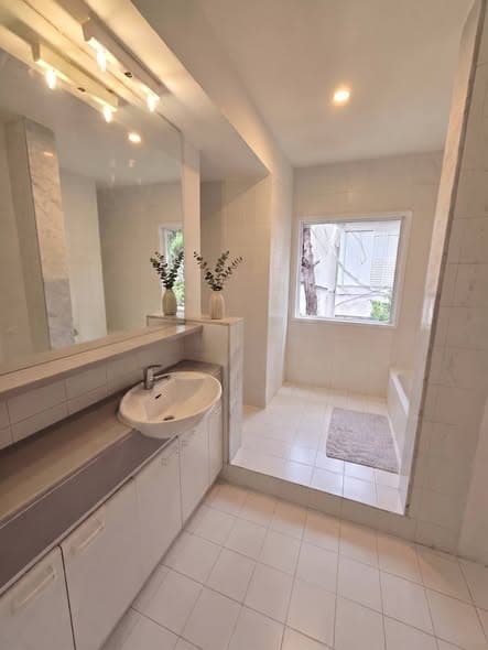 2 room rental in Old North