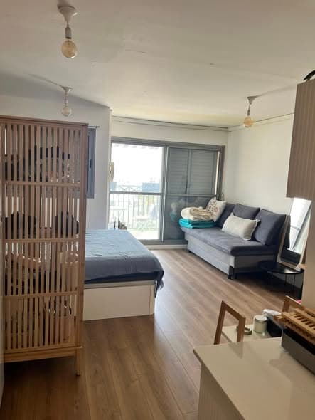 1 room rental in Florentin - Photo 2