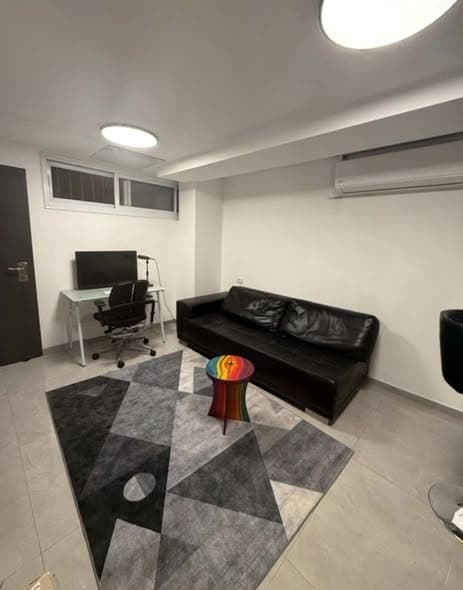 2 room rental in Florentin - Photo 3