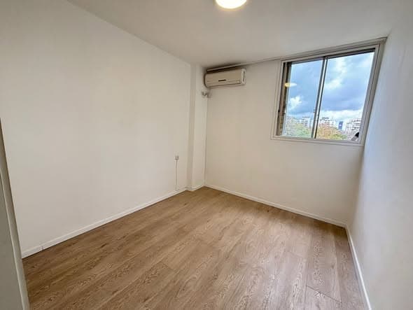 3 room rental in Ramat Aviv - Photo 2