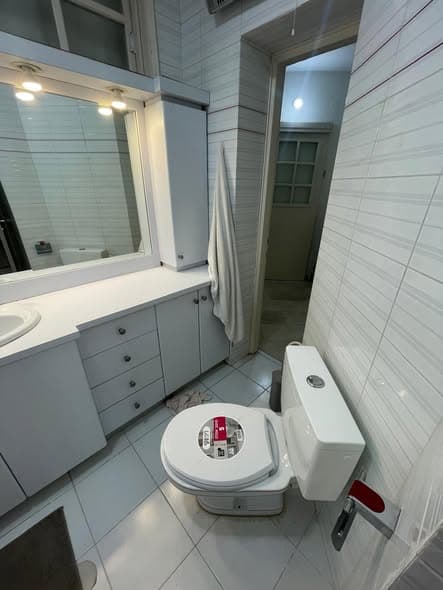 4 room rental in Old North - Photo 3