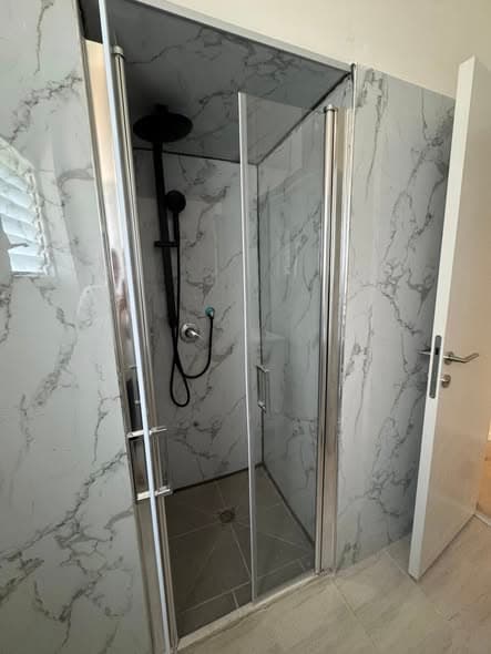 3 room rental in Old North - Photo 4