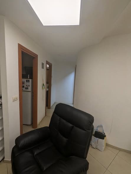 2 room rental in Lev HaIr - Photo 3