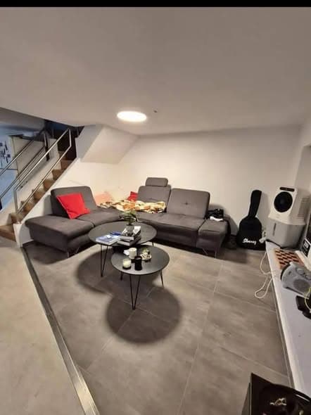  rental in Florentin - Photo 3