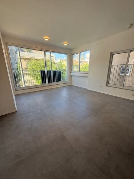 3 room rental in Lev HaIr - Photo 1