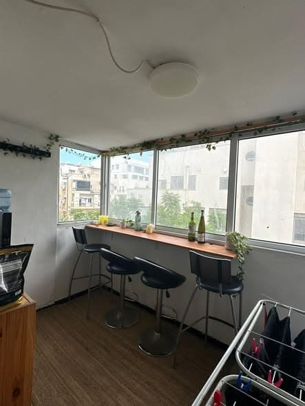 2 room rental in Old North - Photo 2