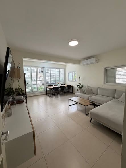 3 room rental in Old North