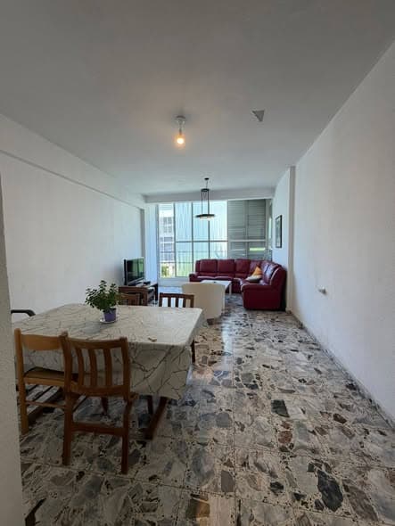 3 room rental in Old North - Photo 2