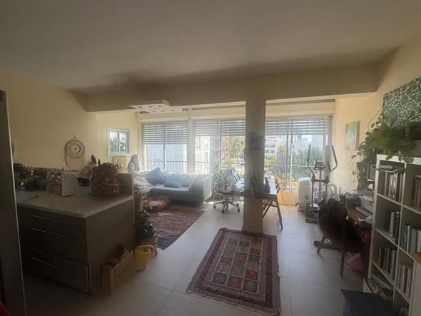 4 room rental in Old North - Photo 3
