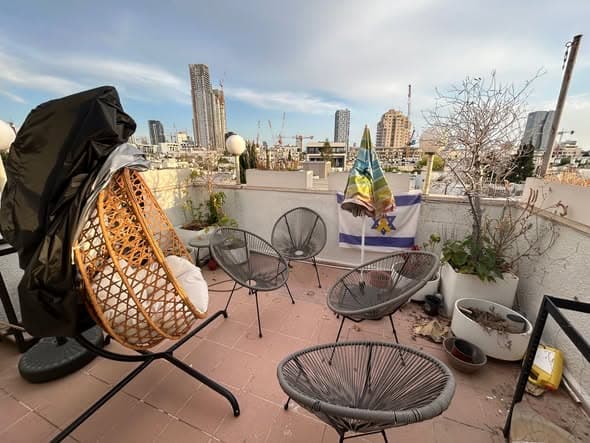 2 room rental in Old North - Photo 2