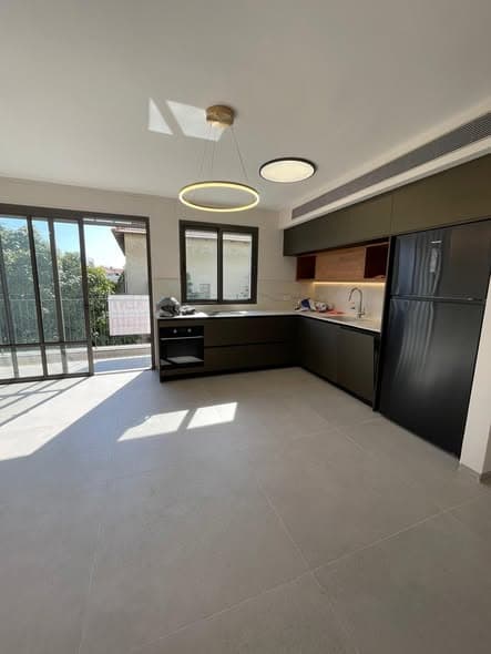 3 room rental in Neve Tzedek - Photo 2