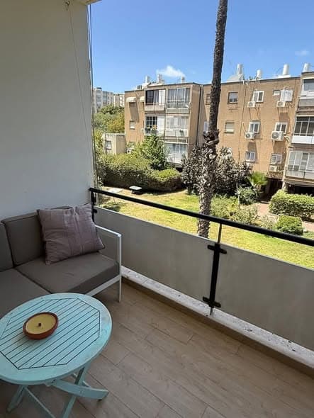 3 room rental in Ramat Aviv - Photo 2