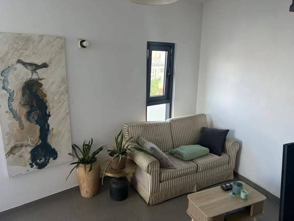 3 room rental in Florentin - Photo 2