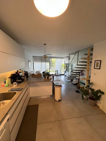 3 room rental in Ramat Aviv - Photo 2