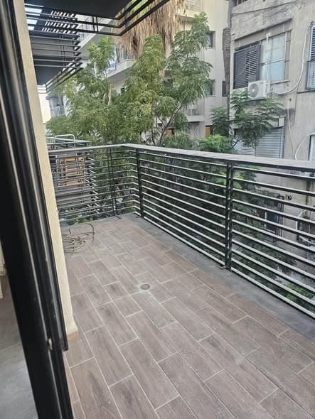 3 room rental in Lev HaIr - Photo 3