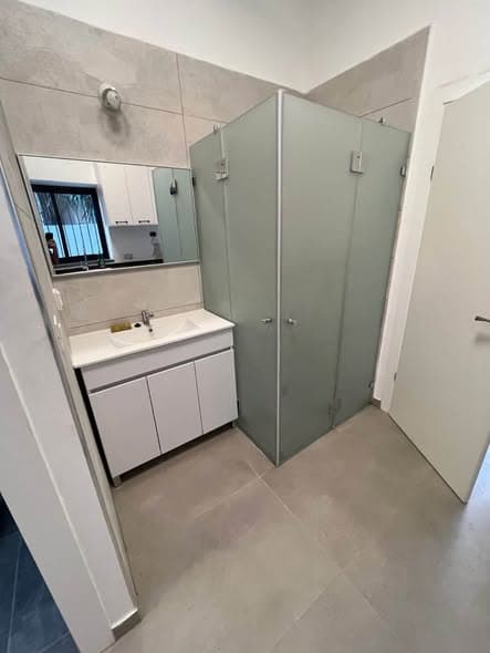 2 room rental in Florentin - Photo 2