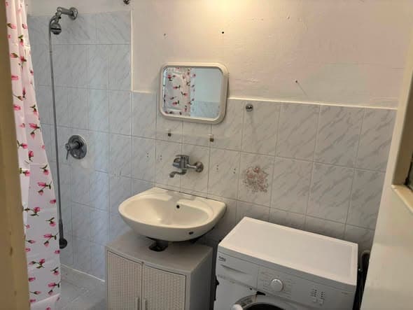 2 room rental in Old North - Photo 3
