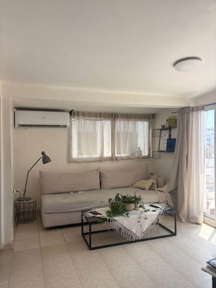 2 room rental in Florentin - Photo 1