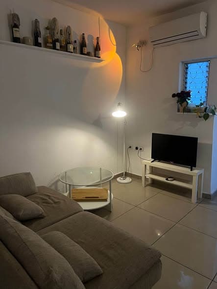 1 room rental in Old North - Photo 2