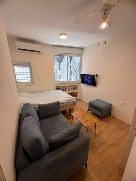 1 room rental in Lev HaIr - Photo 3