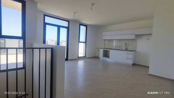  rental in Florentin - Photo 1