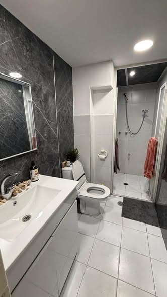 3 room rental in Lev HaIr - Photo 2