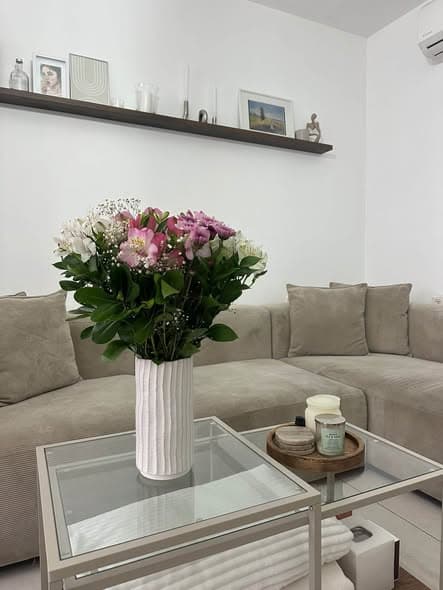 2 room rental in Old North - Photo 1