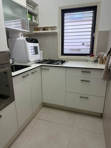 2 room rental in Old North - Photo 2