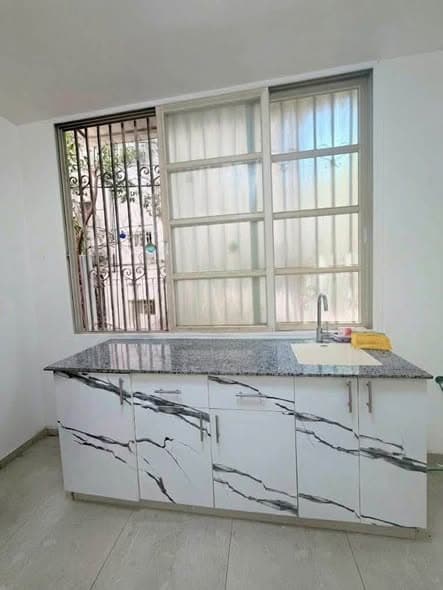 2 room rental in Lev HaIr - Photo 2