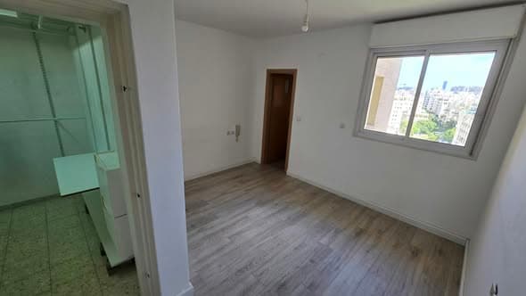 4 room rental in Old North - Photo 1