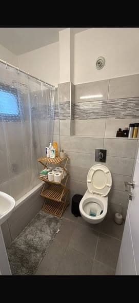 1 room rental in Florentin - Photo 1