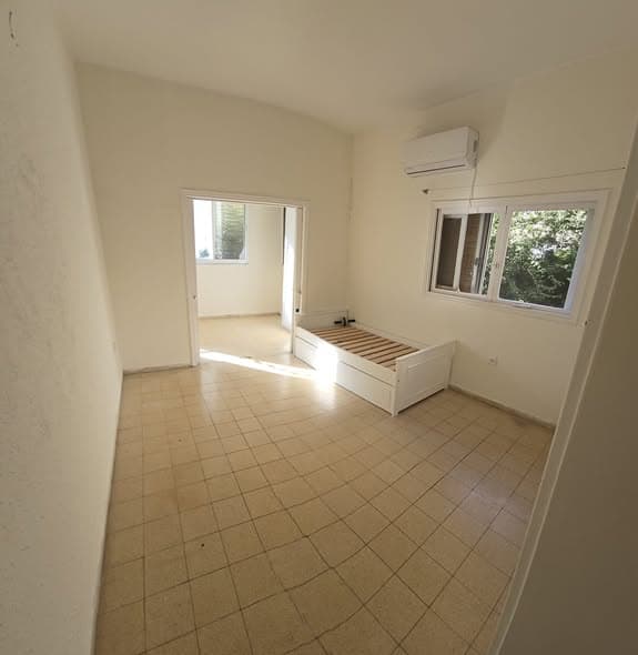 5 room rental in Old North - Photo 3
