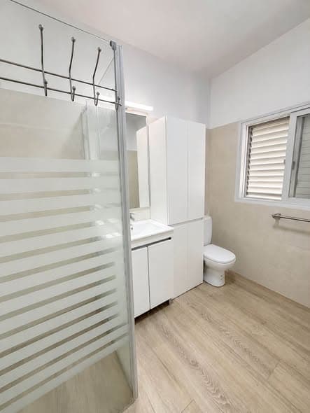 4 room rental in Lev HaIr