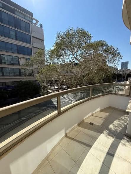 3 room rental in Old North